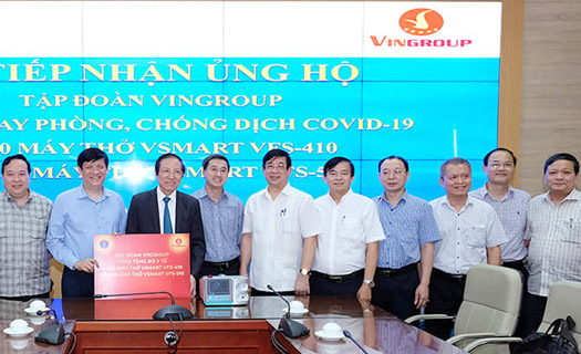 Bộ Y tế tiếp nhận ủng hộ của tập đoàn Vingroup và CTCP Sữa Vitadairy Việt Nam